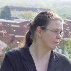 Zu sehen ist das Autorenbild von Gerlinde Weidinger