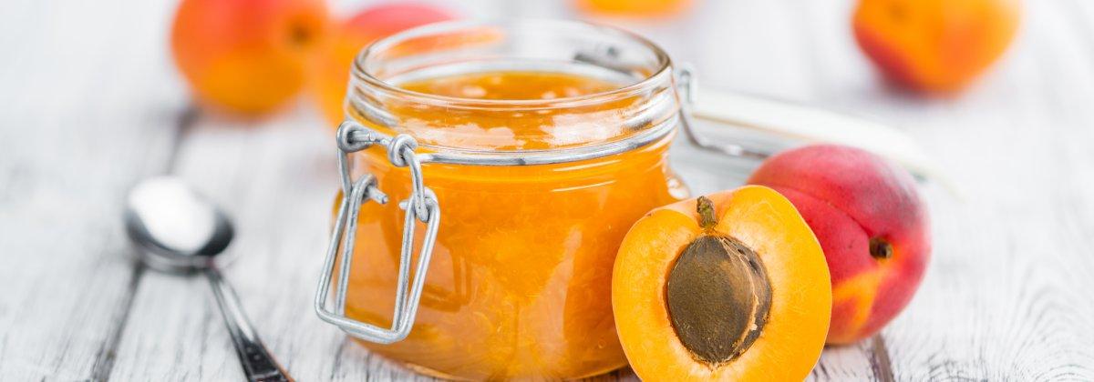 Köstliche selbstgemachte Aprikosenmarmelade – 1 Genuss pur Köstliche selbstgemachte Aprikosenmarmelade – 1 Genuss pur